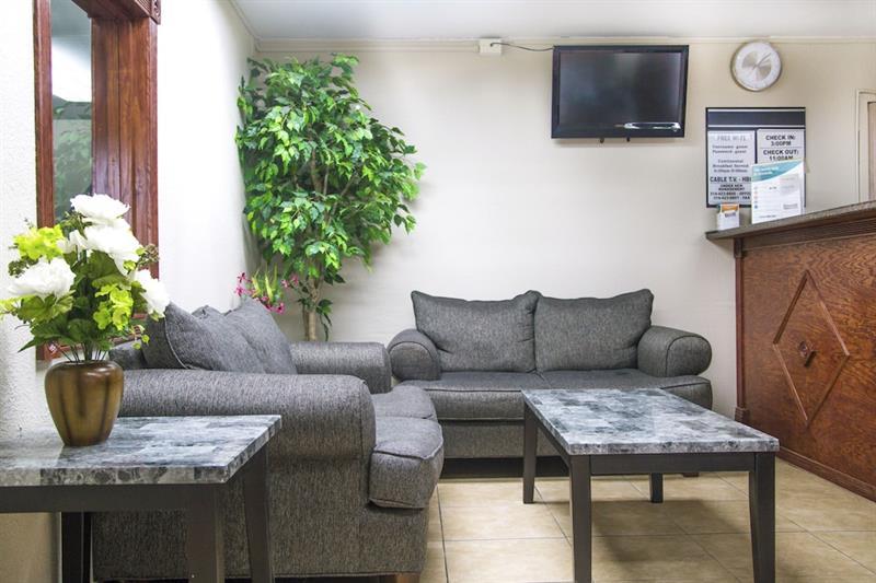 Best Western Plus St. Louis Airport Hotel Woodson Terrace المظهر الخارجي الصورة