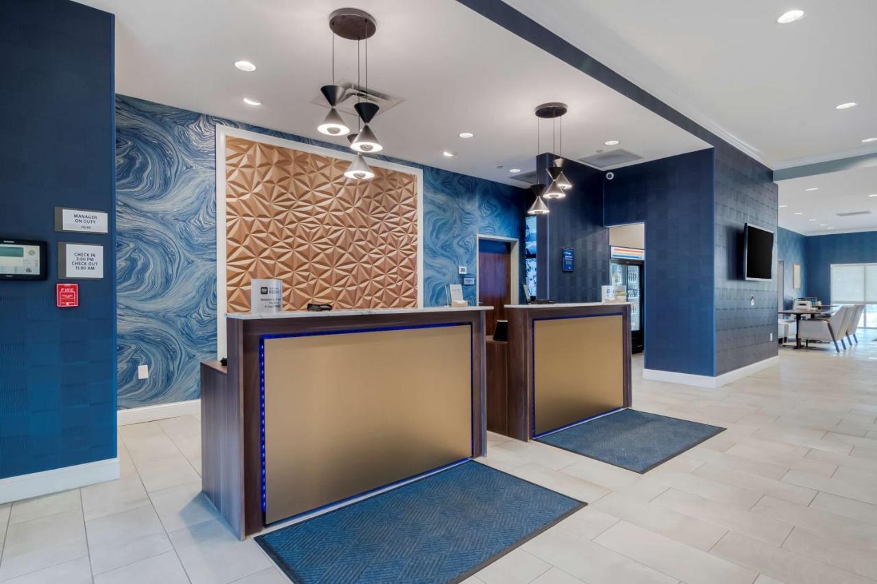 Best Western Plus St. Louis Airport Hotel Woodson Terrace المظهر الخارجي الصورة
